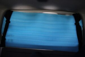 ハイエースのリアゲート窓ガラスの断熱